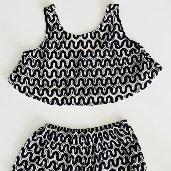 TopShop Matching Crochet Set - Picture 3 of 8